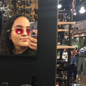 Meet your Posher, Angelica